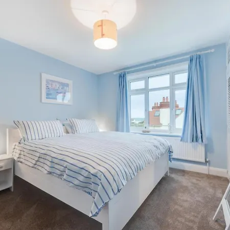 Holiday home 4 Bed In Oc-wa330 Sandsend