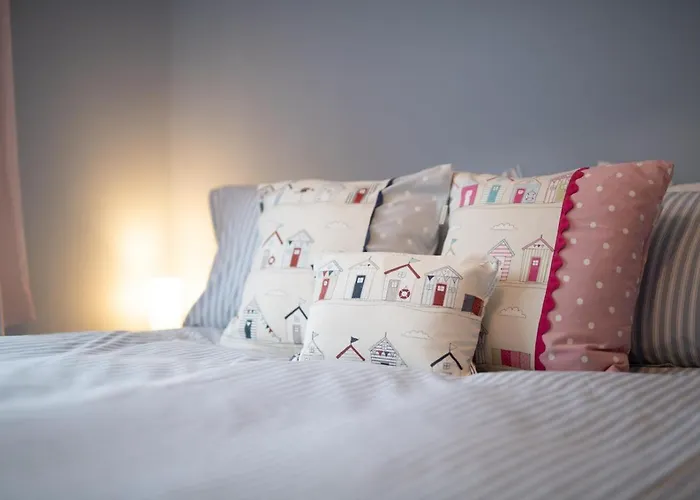 4 Bed In Oc-wa330 Holiday home Sandsend