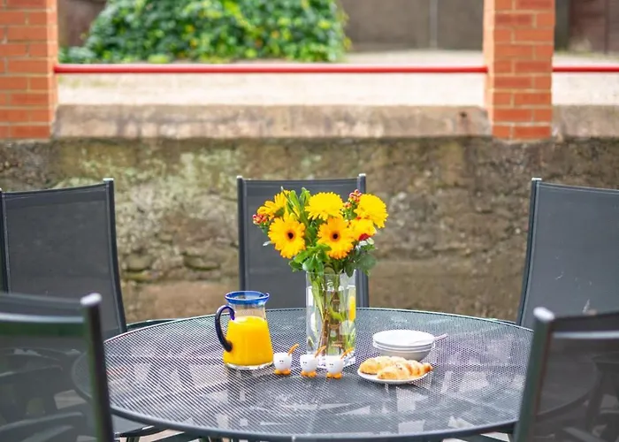 Holiday home 4 Bed In Oc-wa330 *