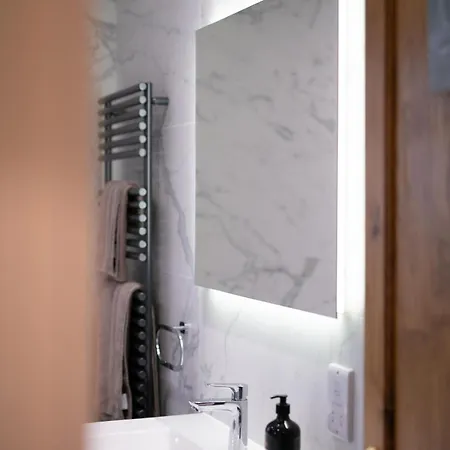 The Haggs ساندسيند